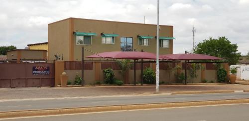 Amaris Apartments 