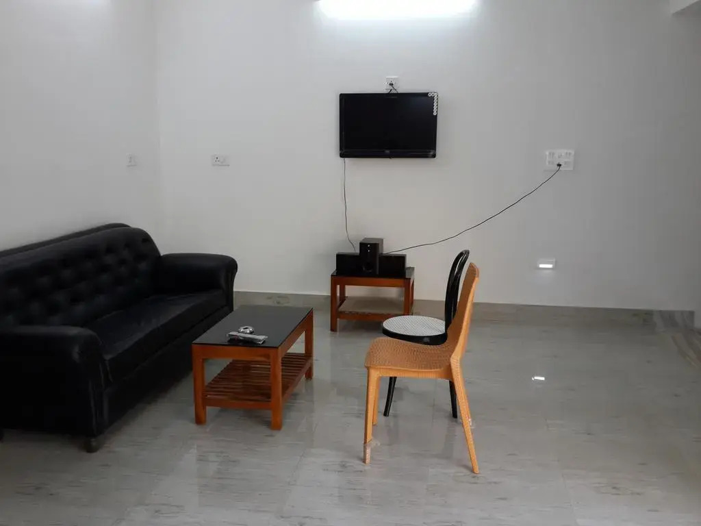 Lodge Lipika 