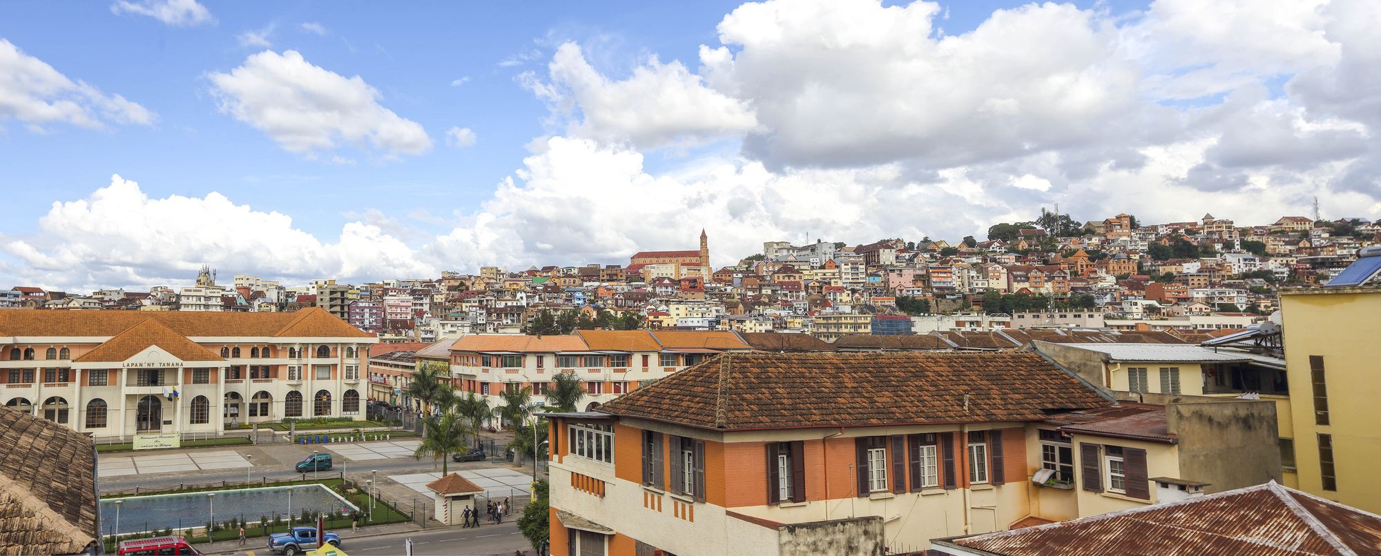 Le Grand Mellis Hôtel & Spa (ل گرند ملیس هôتل و اسپا) 