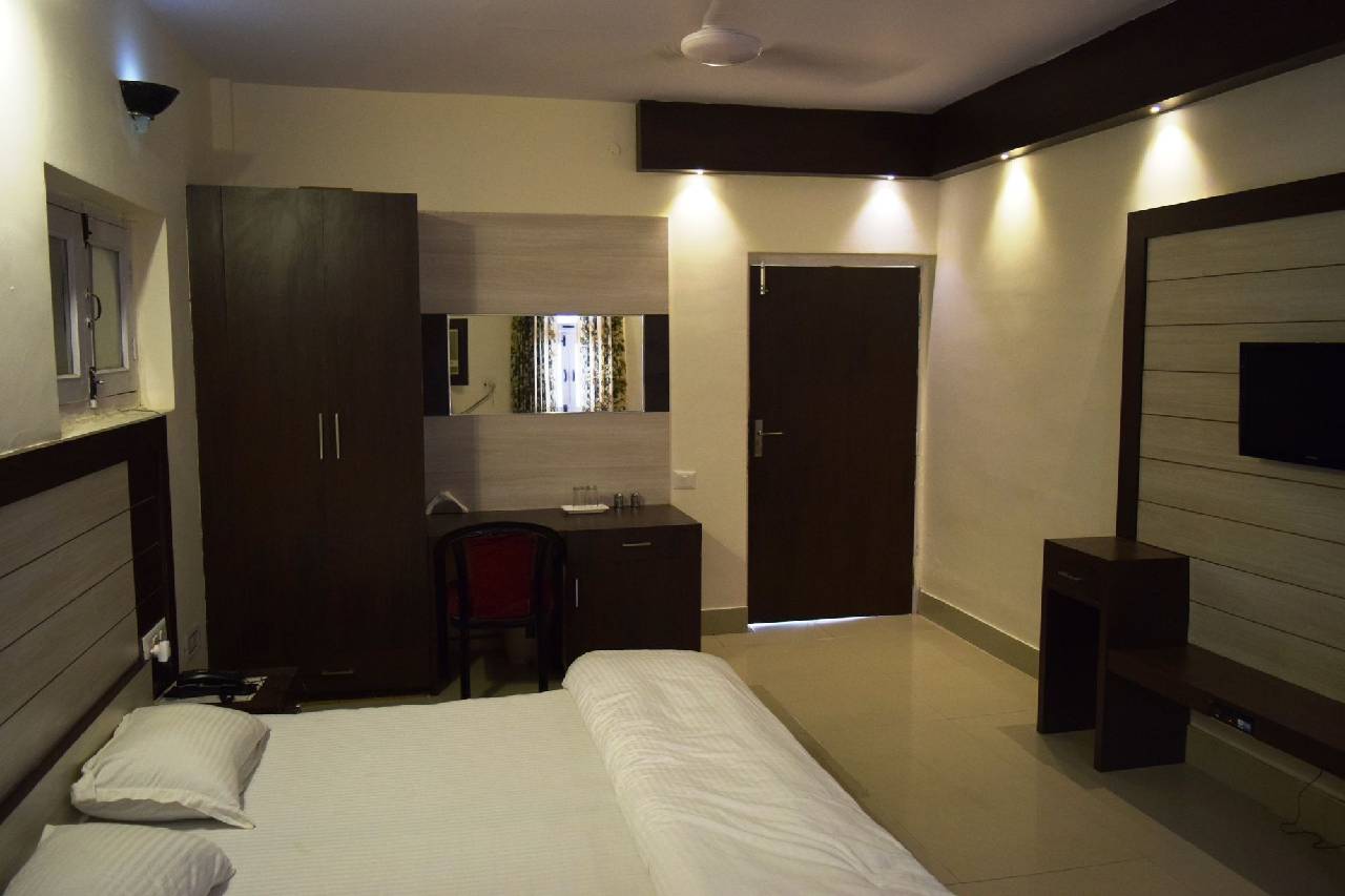 Ritumbraha Hotel & Resort 
