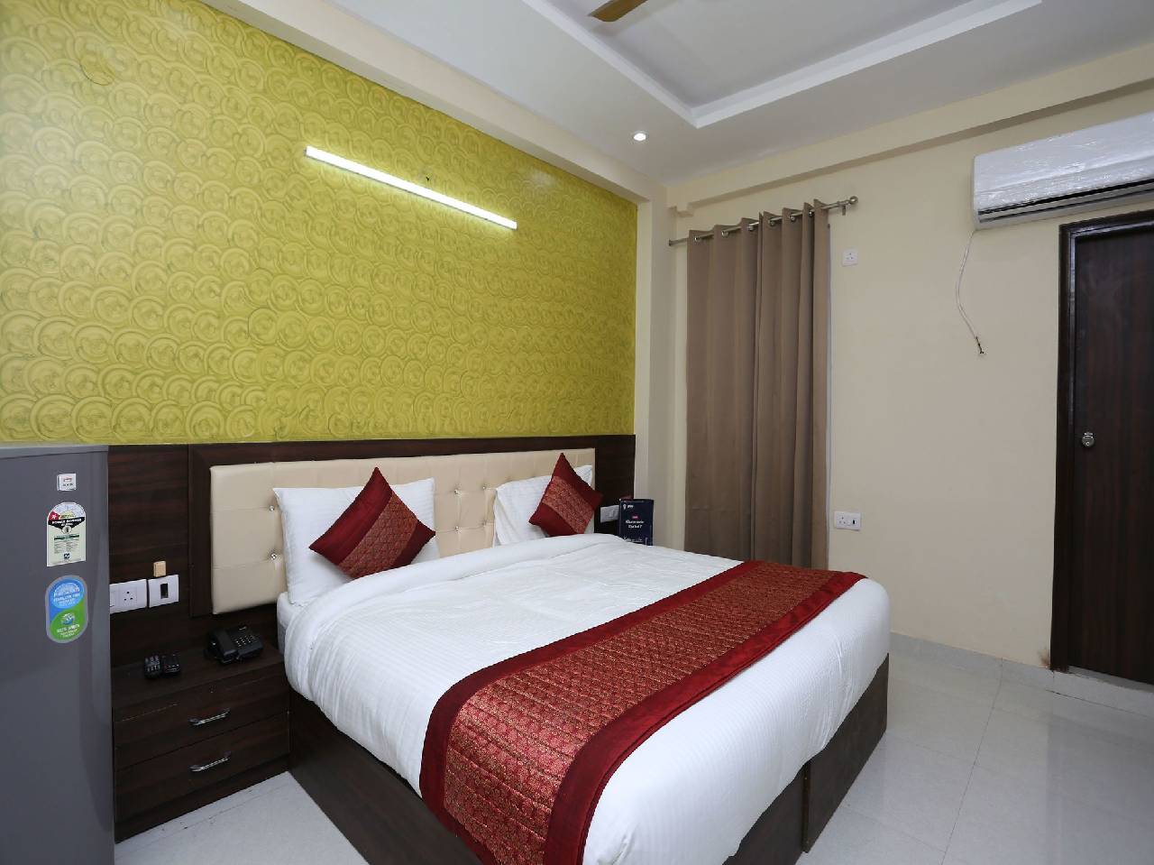 Oyo 12081 Palm Garden Suites 