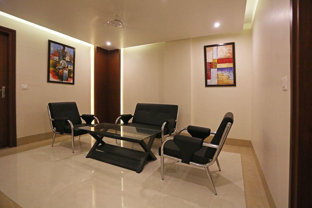 Fabhotel Zineb Sector 122 
