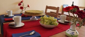 Etna Akmè Breakfast Area