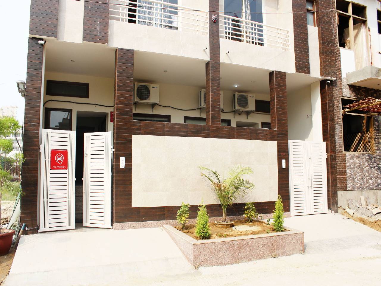 Oyo Rooms Sector 49 