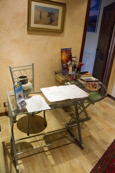 B&b Notti E Dintorni Check-in/Check-out Kiosk