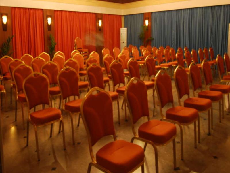 Palmarinha Resort & Suites Conferences