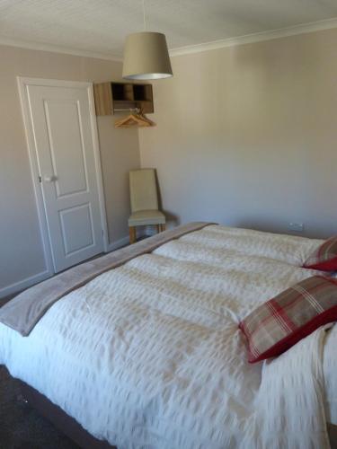 Castleneuk Guest House (كاستلنوك گست هاوس) 