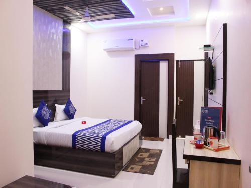 Oyo 3202 Hotel Gayatri Residency Main