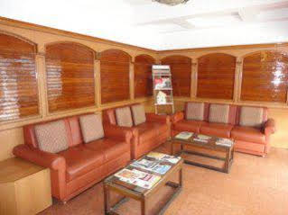 Nahar Nilgiris Hotel 