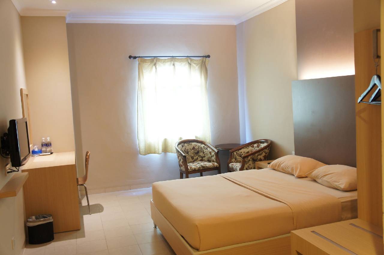 Sky View Hotel (اسکای ویو هتل) 