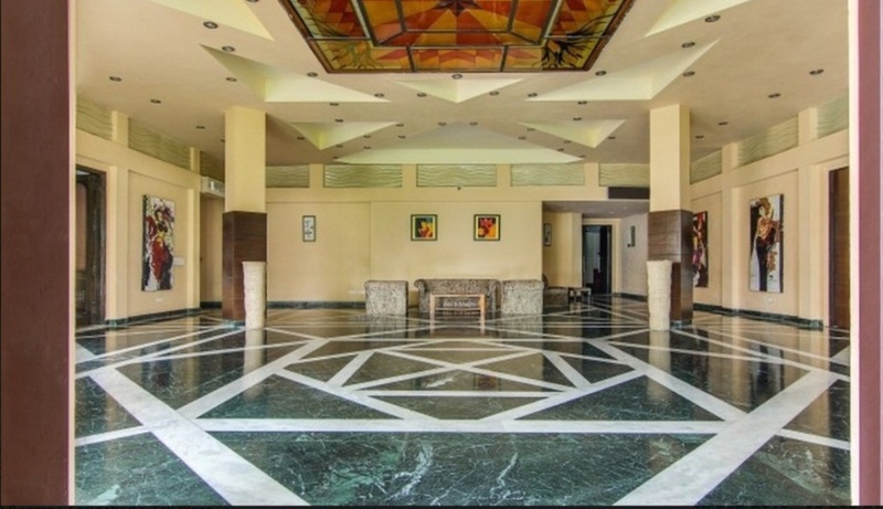 Vibe By The Lalit Traveller Lobby
