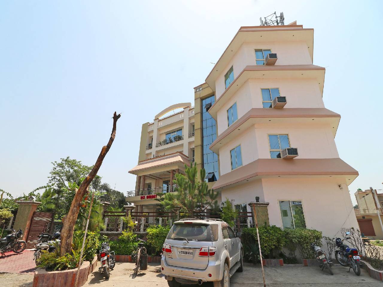 Oyo 14708 Hotel Ashiyana 