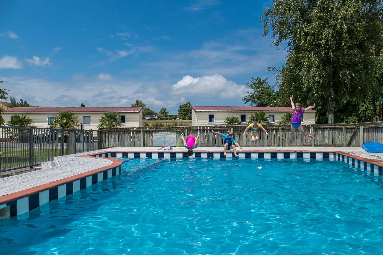 Whanganui River Top 10 Holiday Park 