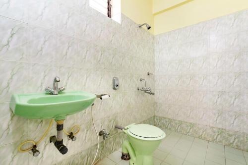 1 Br Guest House In Cavelossim Goa By Guesthouser (۱ بر گست هاوس این كاولوسیم گوا بای گوستوسر) 
