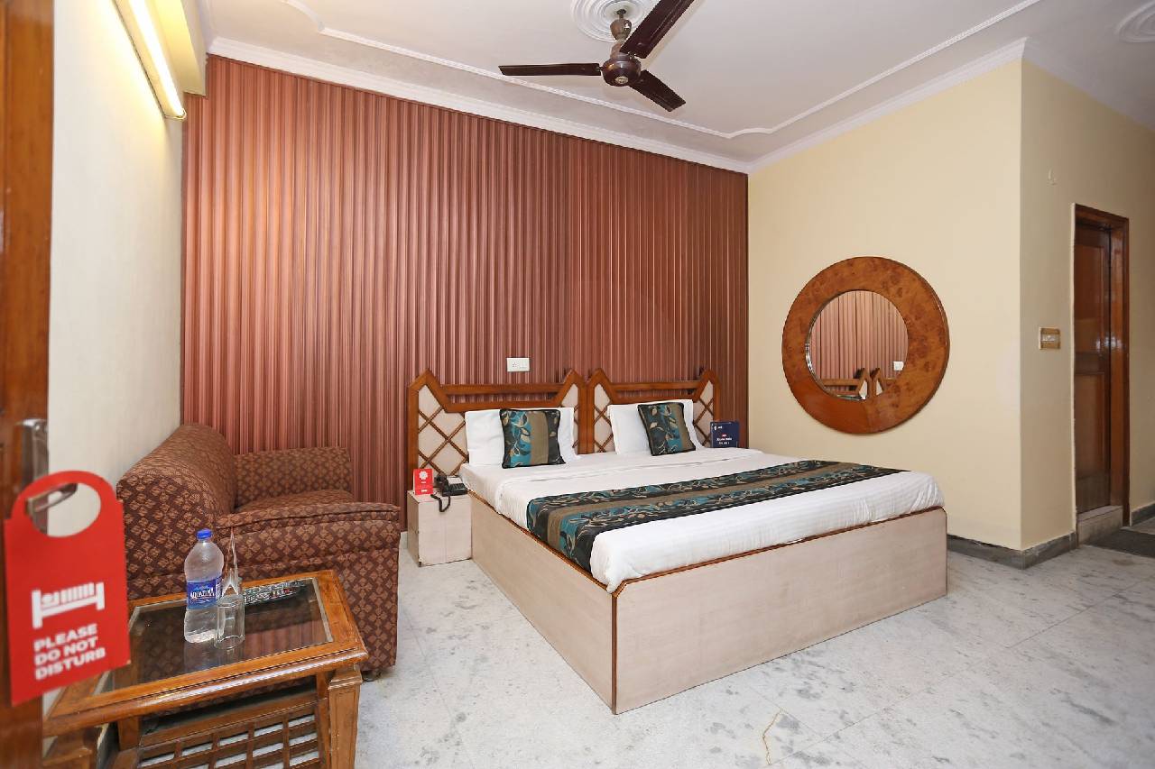 Oyo 9554 Hotel Grand Plaza 