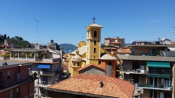 Case Vacanze Lerici Centro Guestroom View