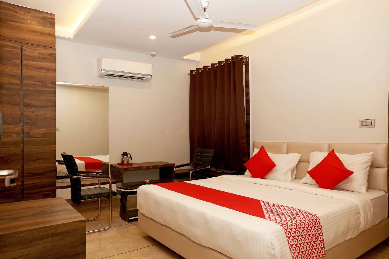 Oyo 11324 Hotel The Bentree 