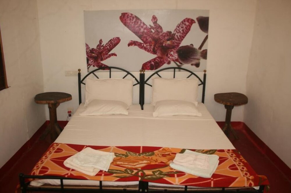 Go Ym Resort Guestroom