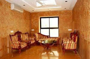 Hotel Shanti Residency 