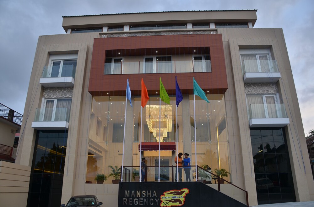Hotel Mansha Regency 