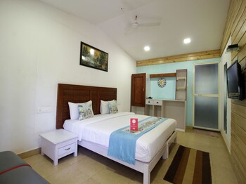 Tahira Beach Resort Guestroom
