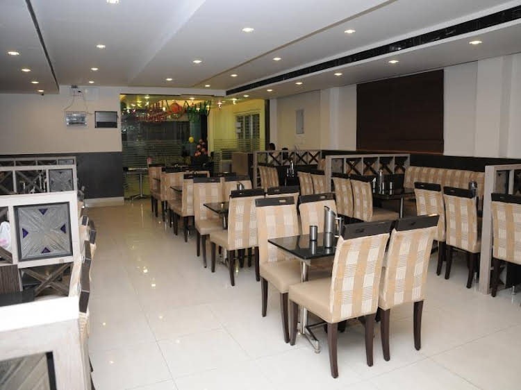 Oyo Rooms Convent Road Tiruchirapalli 