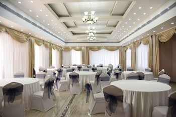 Hotel Reech Banquet Hall