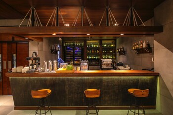 Two Seasons Coron Bayside Hotel (توو سیزنس كورون بیسید هتل) Dining