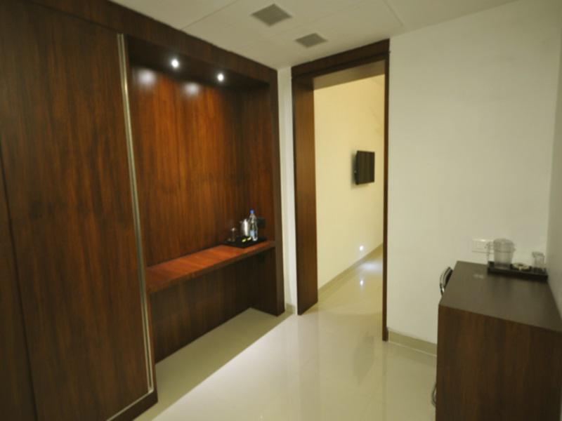 Vijey Hotels 