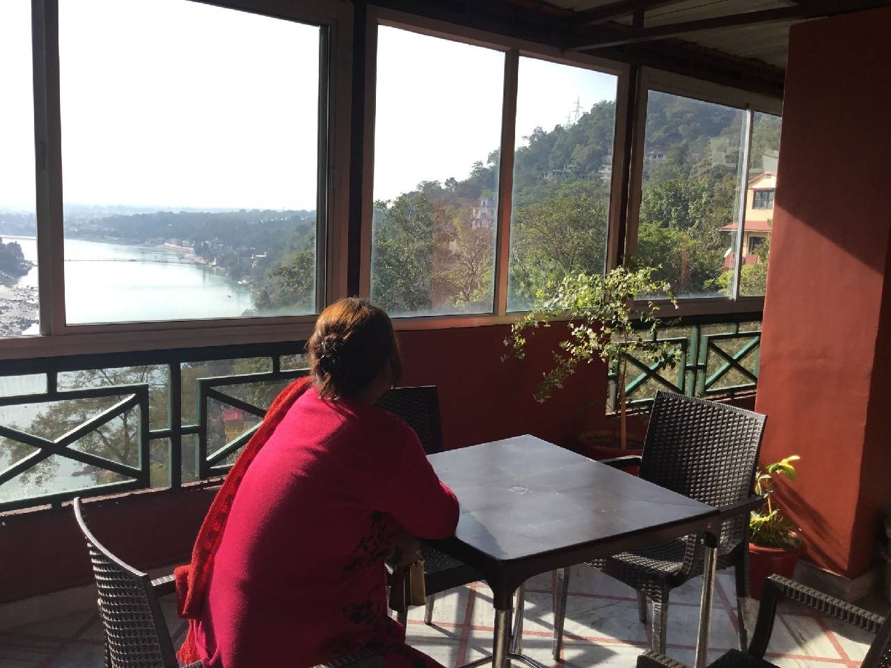Hotel Ganesha Inn 