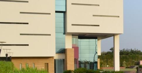 Hotel Waterlily Indore 