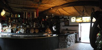 Nona Lodge Lobby Lounge