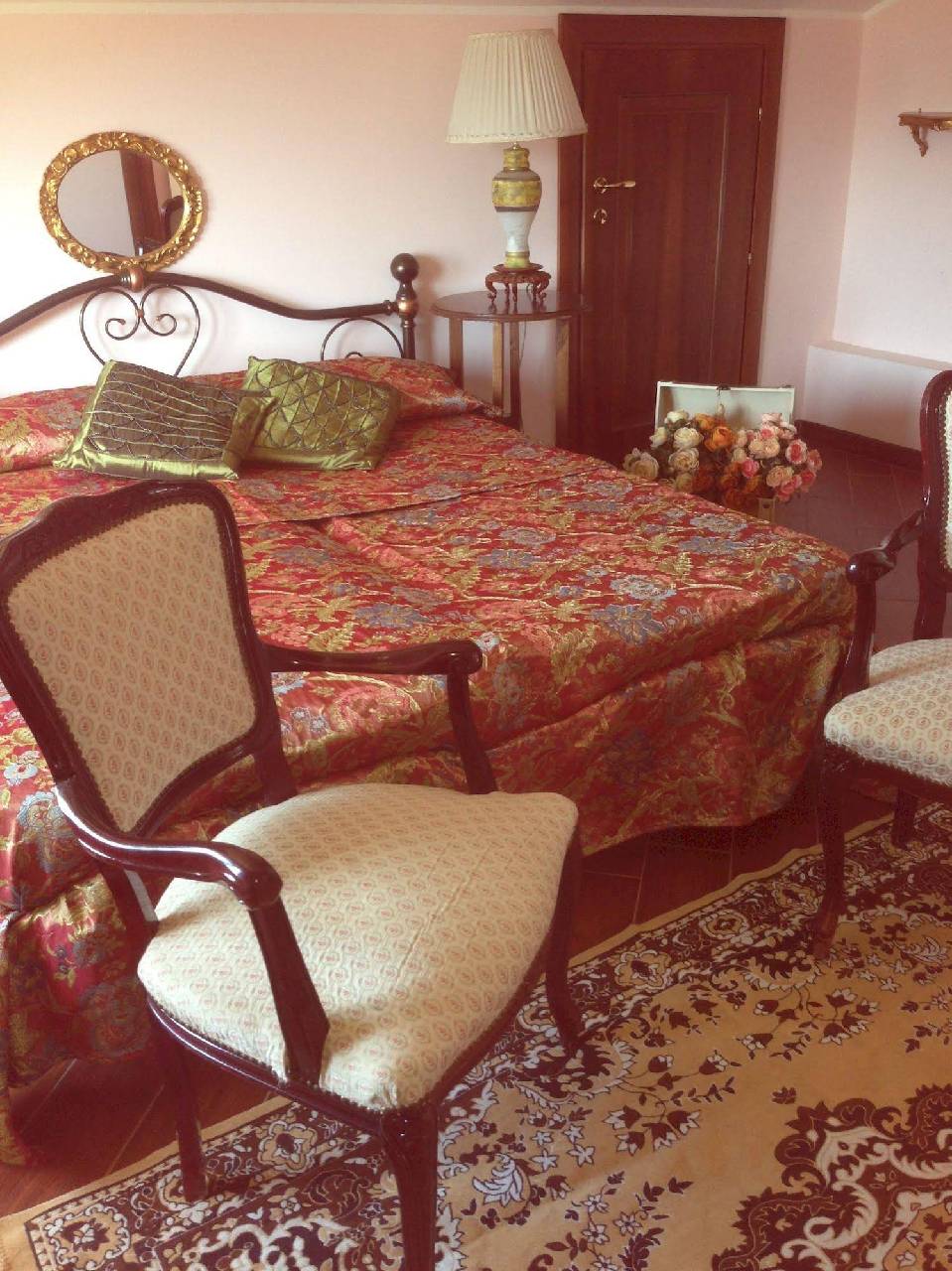 Magnolia House 