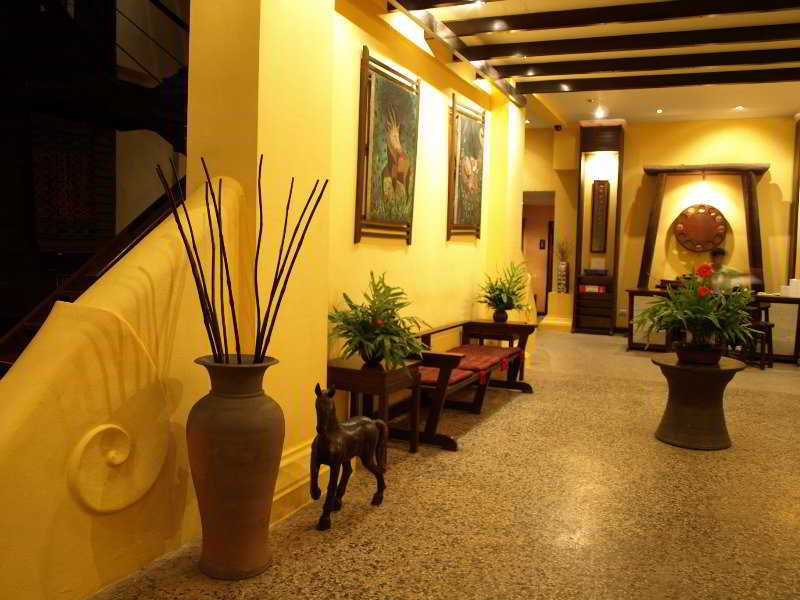 Indigo House Hotel Lobby