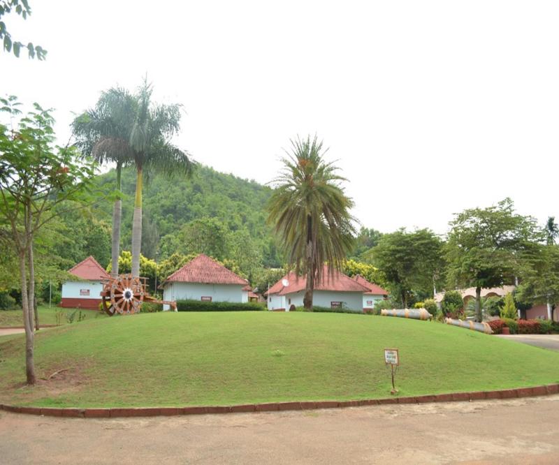Coorg Veerabhoomi Heritage Theme Resort 30 Kms From Madikeri 