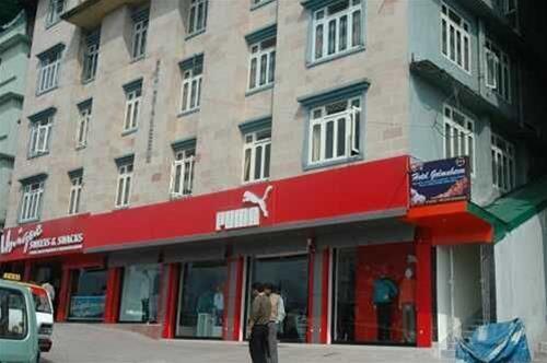 Hotel Golmaheem 