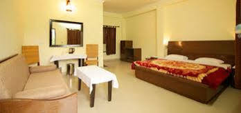 Ashoka's Tiger Trail Resort Guestroom 