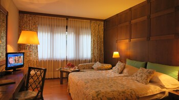 Savoia Palace Hotel Guestroom
