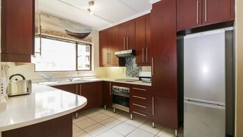 Ruby Homes Sunninghill In-Room Kitchen