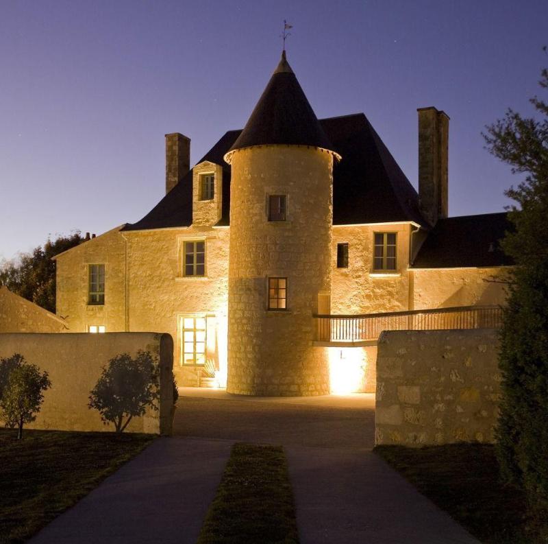 Hotel The Originals Domaine Du Normandoux General view
