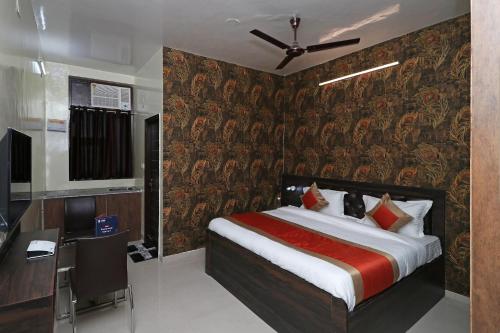 Oyo 20024 Hotel Star Court 
