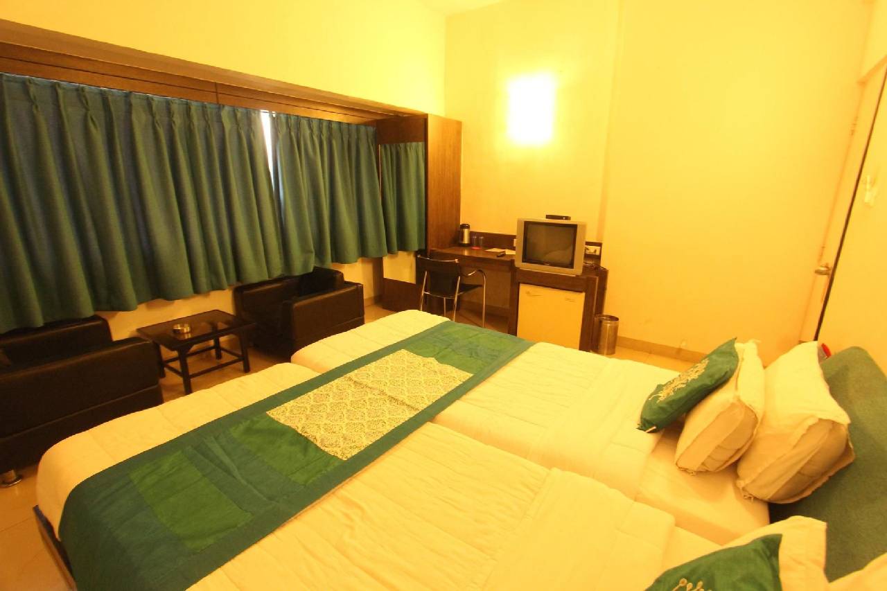 Oyo 1279 Tex Palazzo Hotel 