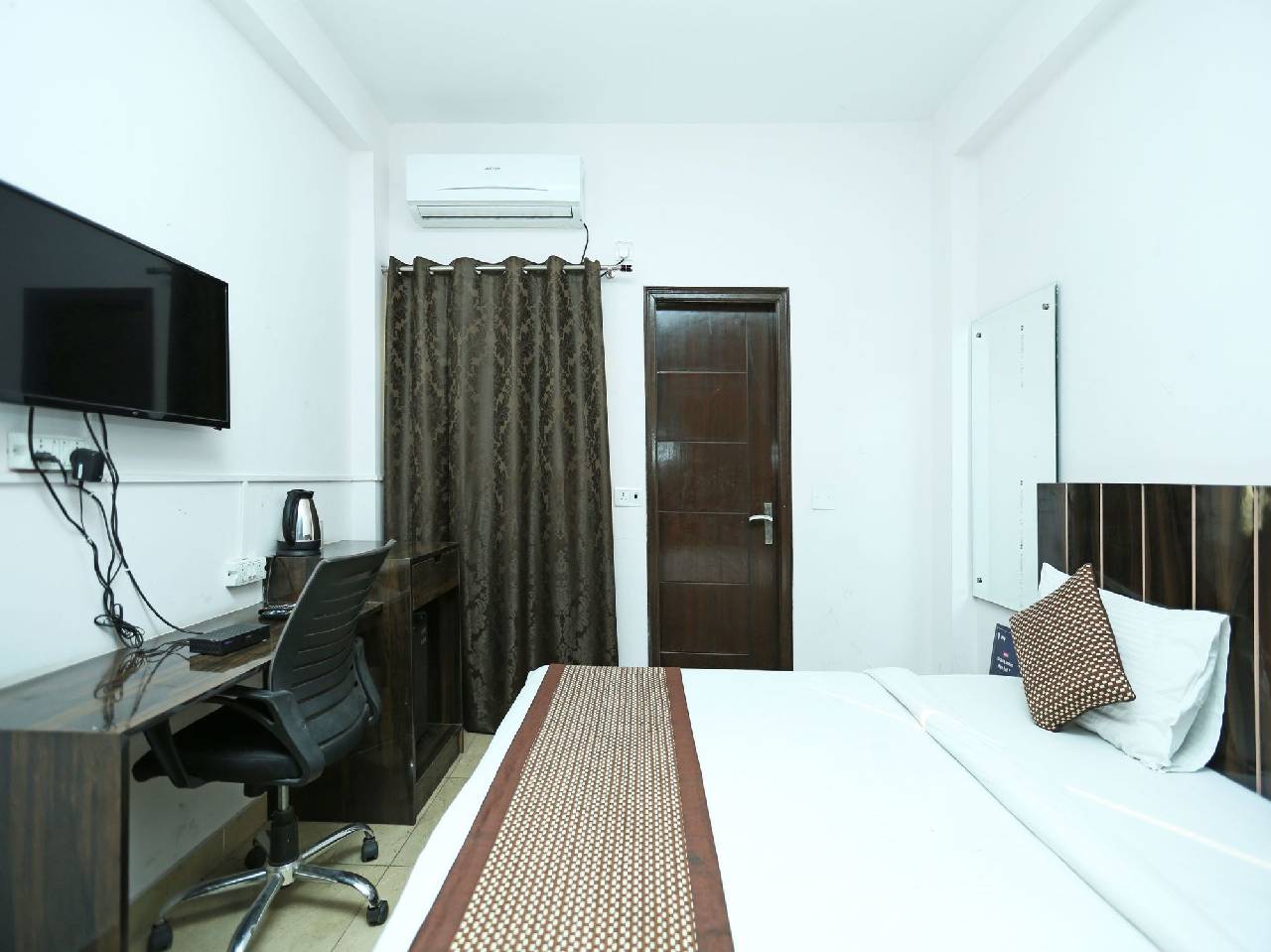 Oyo 5574 Cosy Tree Inn 