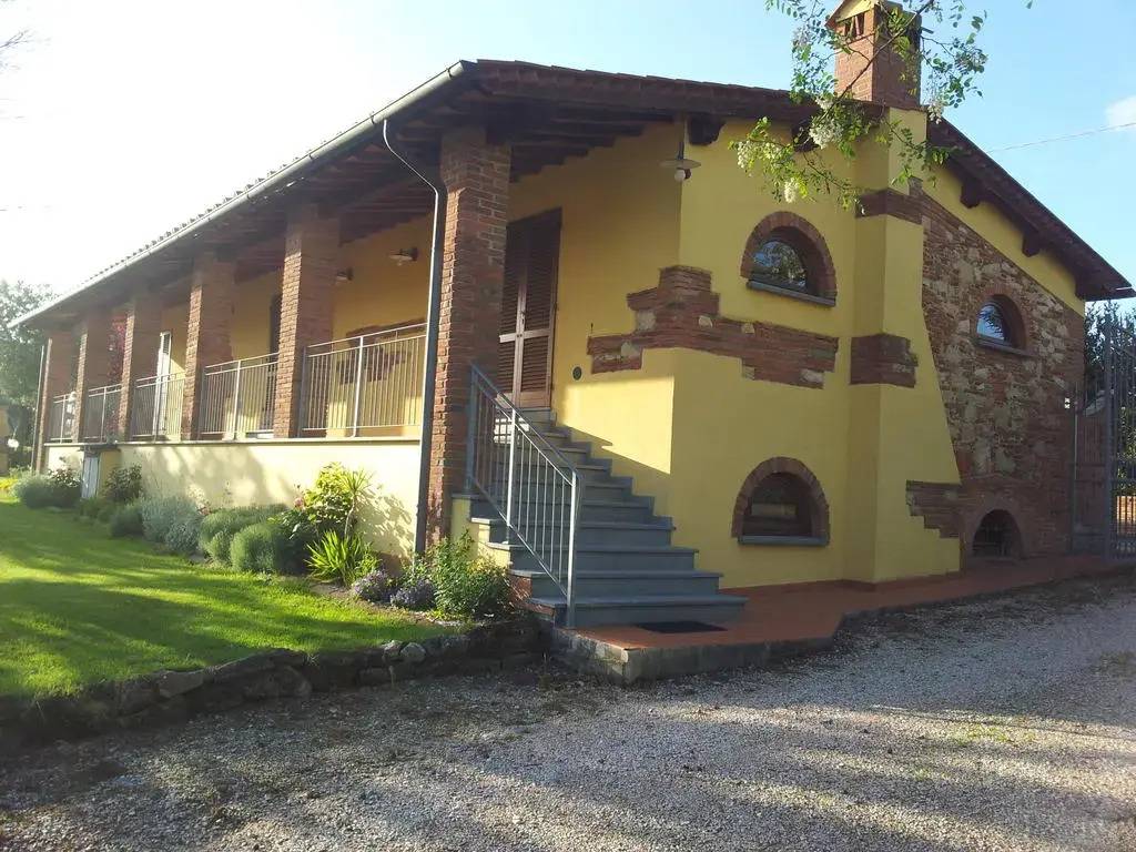 La Cantina Del Podere Dei Boni 