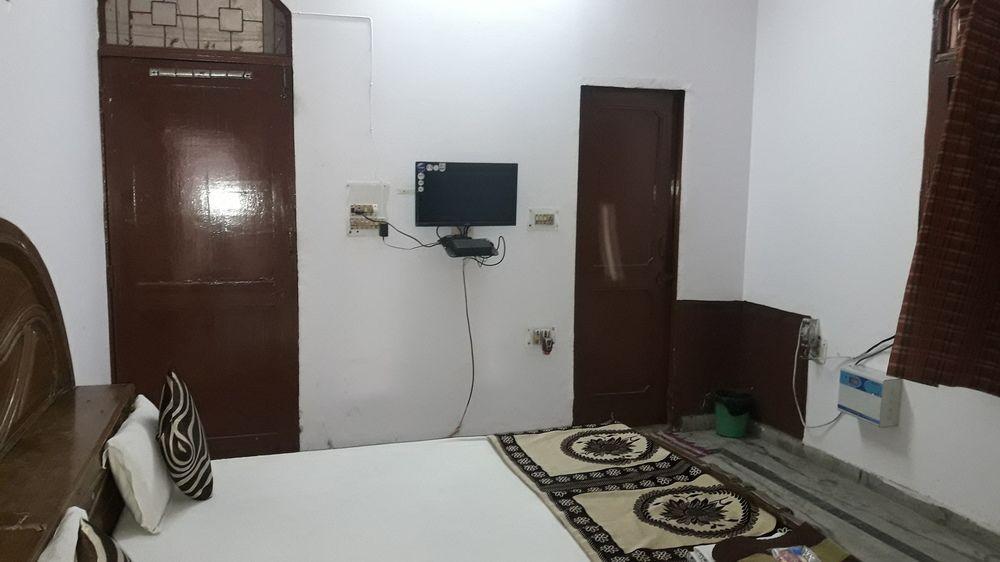 Rajdhani Guest House 