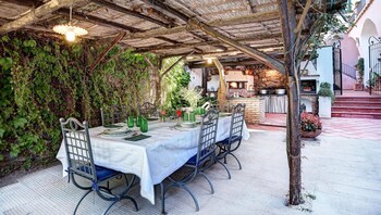 Villa Romano Terrace/Patio