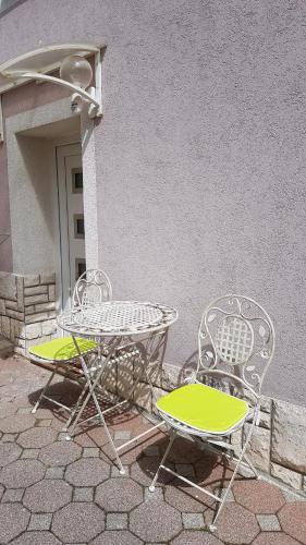 Apartman Sevilya Hotel Description