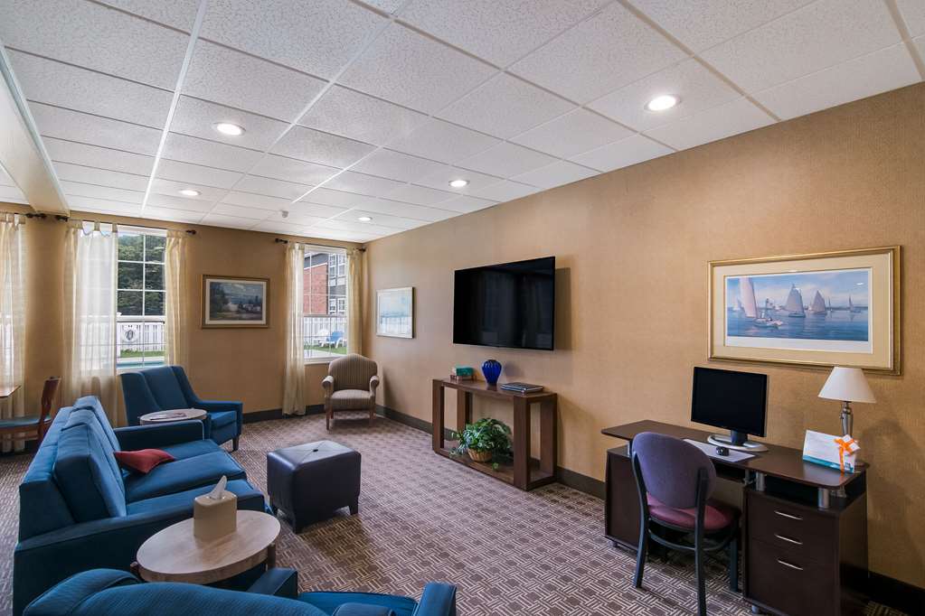 Best Western Mystic Hotel - photo 4