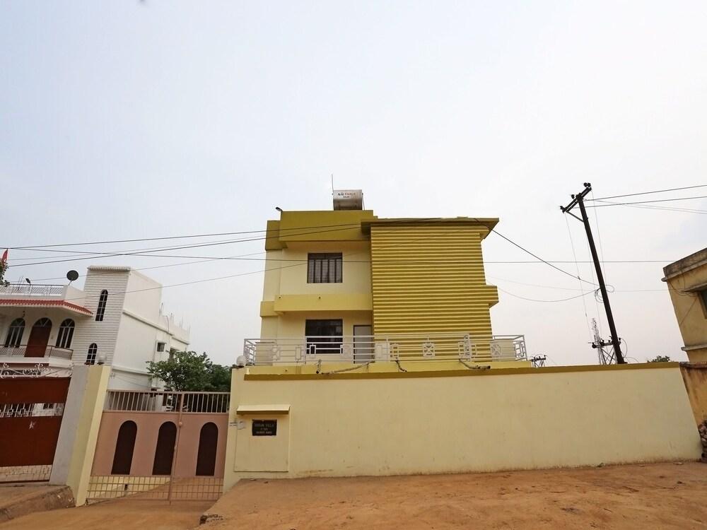 Oyo 2973 Omran Villa 