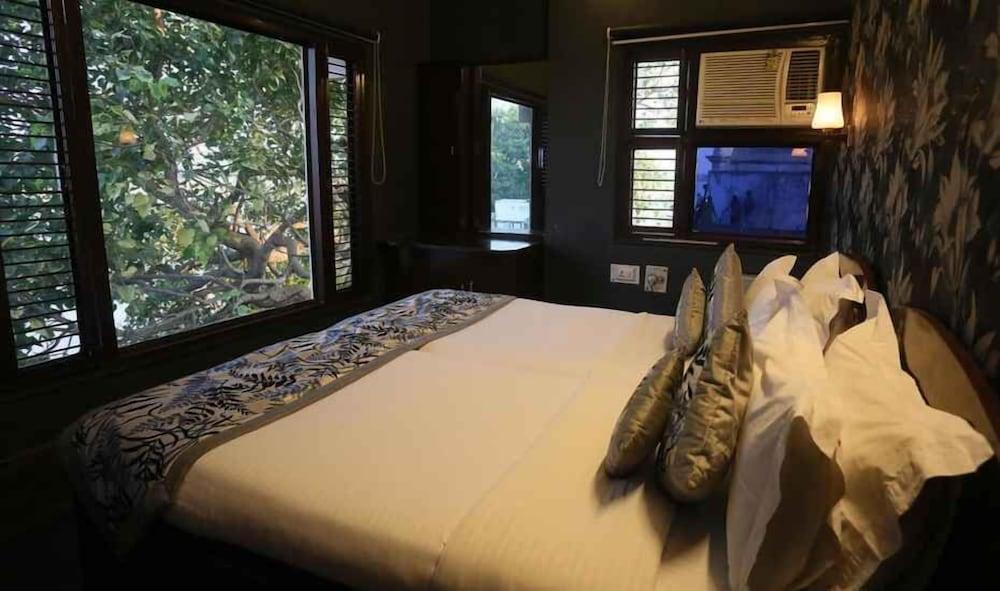 A Palace On River Rashmi Guest House 
